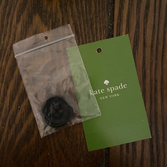 ♠️ EUC - Kate Spade Tailored Shorts, Size 4 - Picture 7 of 9